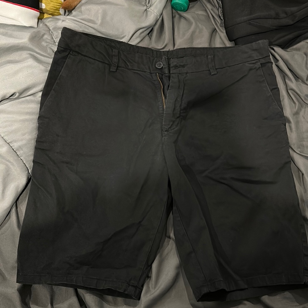 Zara cargo shorts black. Great condition size 34